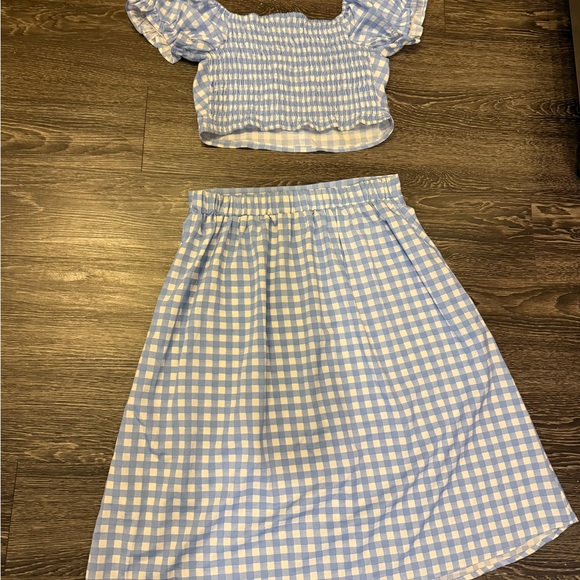 Blue and White Gingham Two-Piece Set - Picture 10 of 11